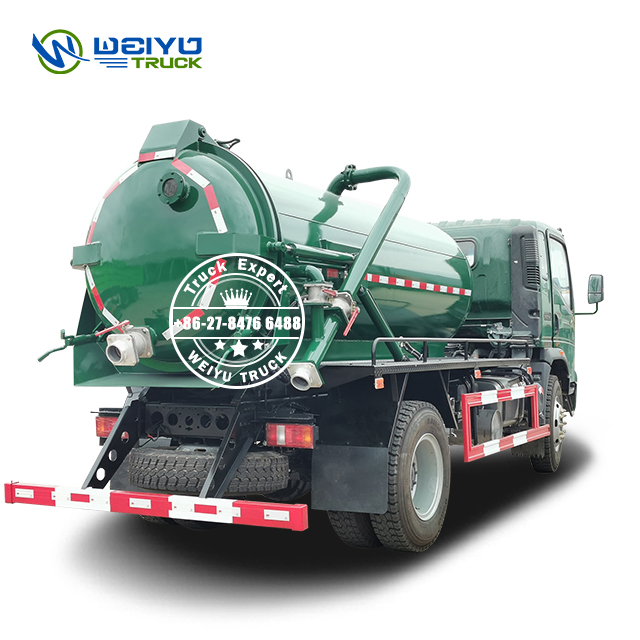 5,000 L Vacuum Sewer Cleaning Tanker Truck HOWO 