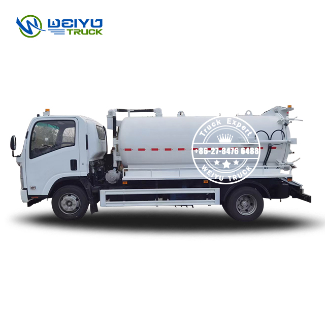 ISUZU 5000 Liters Sewage Collection Vacuum Septic Tanker Truck 