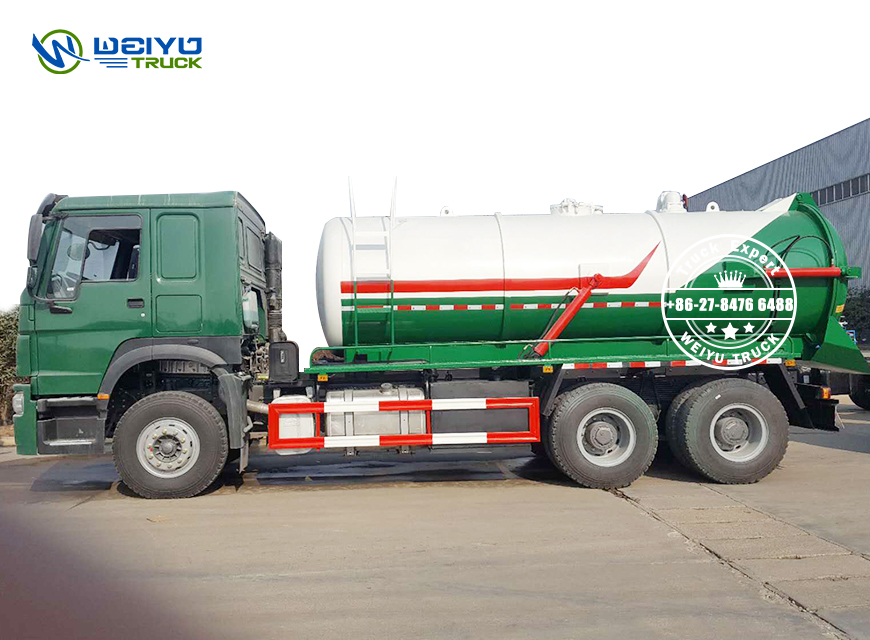 HOWO Stainless Steel Vacuum Sewage Suction Truck-4